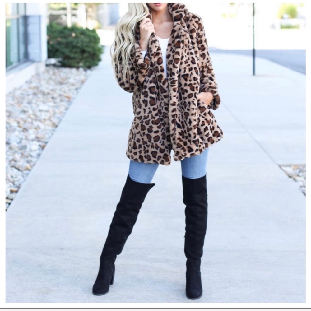 ✨LAST ONE✨Gorgeous leopard faux fur jacket - Picture 3 of 4